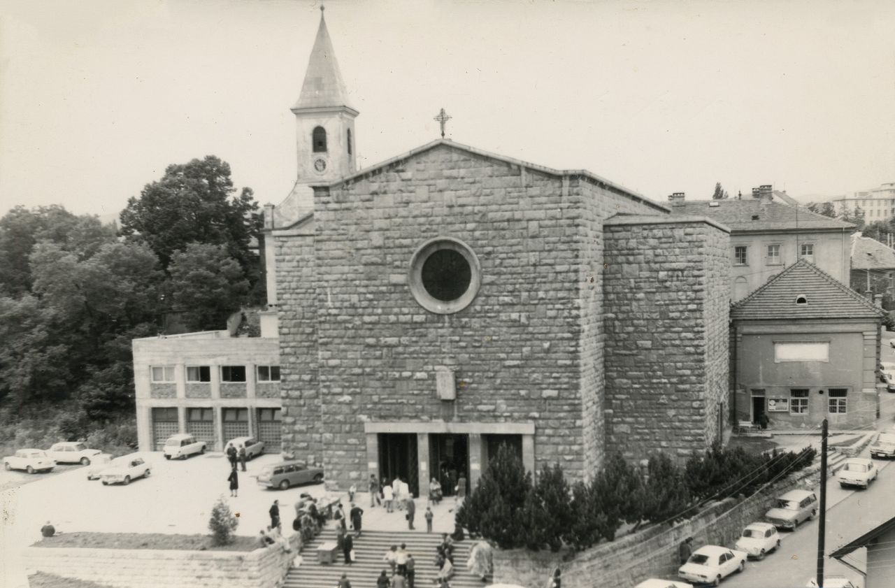 Crkva sv. Antuna Padovanskog, sv. Duh, oko 1970.-1975. godine